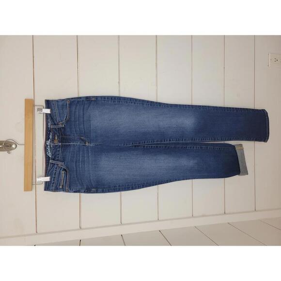 Eddie Bauer size 2 blue denim jeans. Slightly curvy straight - Picture 1 of 5